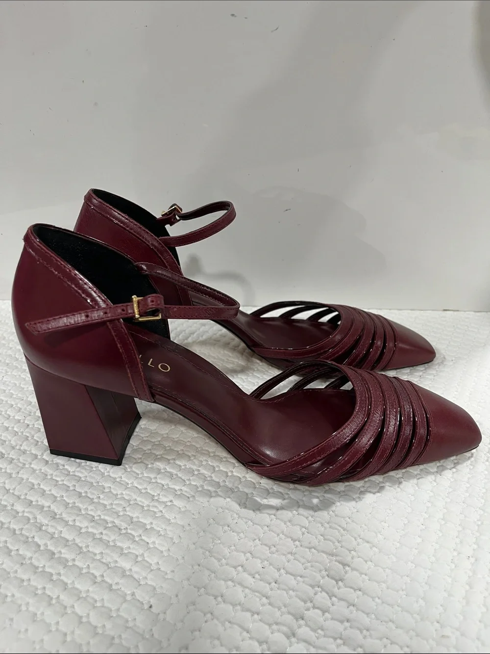 Corello Burgundy Leather Strappy Block Heel Pumps Ankle Strap Square Toe US 9
